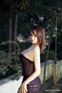 蓝色电影海报